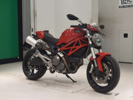 2009 Ducati Monster 696, красный, 350000 рублей, вид 2