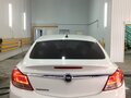 2010 Opel Insignia I, белый, 700000 рублей - вид 2