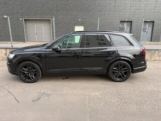 2018 Audi Q7 II (4M), чёрный, 3850000 рублей, вид 2