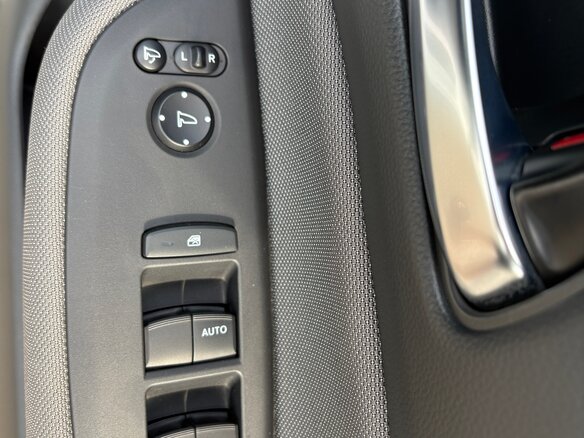 2021 Honda Fit Crosstar IV, белый, 1720000 рублей - вид 36