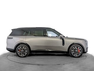 2026 Lynk & Co 900, серебристый, 8800000 рублей, вид 4