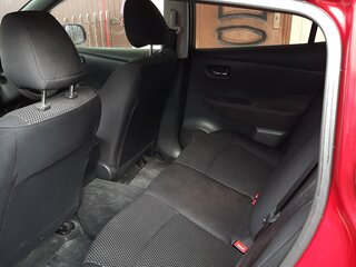 2012 Nissan Leaf I (ZE0/AZE0), красный, 1500000 рублей, вид 4