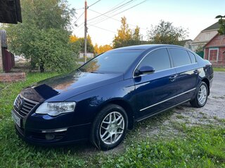 2005 Volkswagen Passat B6, синий, 620000 рублей, вид 4