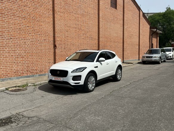 2018 Jaguar E-Pace I, белый, 3300000 рублей - вид 9