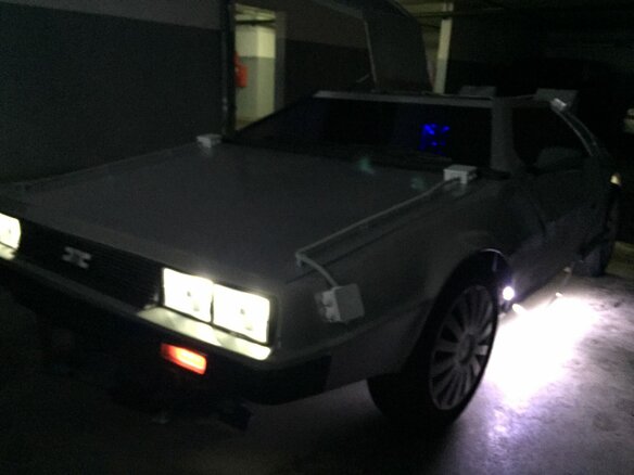 1981 DeLorean DMC-12, серый - вид 1