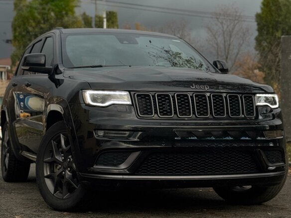 2019 Jeep Grand Cherokee IV (WK2) Рестайлинг, чёрный, 3800000 рублей - вид 4