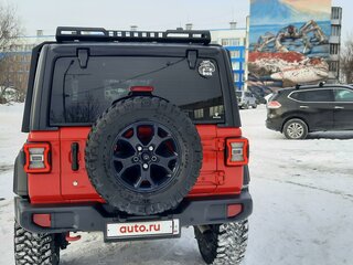2018 Jeep Wrangler IV (JL), красный, 5175000 рублей, вид 2