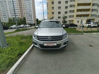 2012 Volkswagen Tiguan I Рестайлинг, серебристый, 1100000 рублей, вид 3
