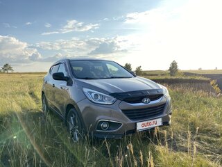 2014 Hyundai ix35 I Рестайлинг, коричневый, 1700000 рублей, вид 3