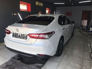 2022 Toyota Camry VIII (XV70) Рестайлинг, белый, 5450000 рублей, вид 5