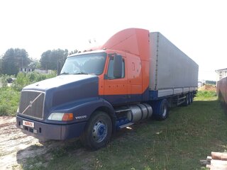2002 Volvo VN, оранжевый, 1700000 рублей, вид 3