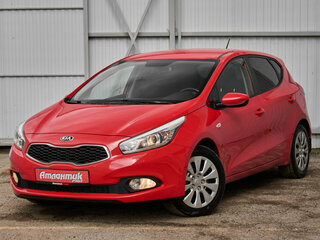2014 Kia Ceed II, красный, 1090000 рублей, вид 1