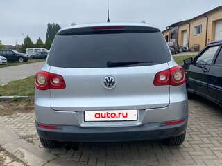 2010 Volkswagen Tiguan I, серебристый, 1100000 рублей, вид 4