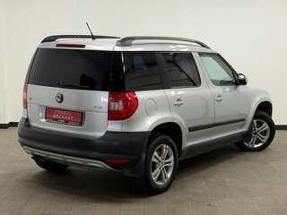 2013 Skoda Yeti I, серебристый, 650000 рублей, вид 2