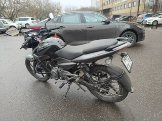 2021 Bajaj Pulsar NS 125, чёрный, 160000 рублей, вид 4