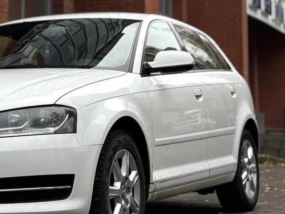 2012 Audi A3 II (8P) Рестайлинг 2, белый, 600000 рублей - вид 12