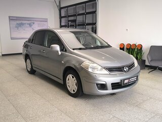 2013 Nissan Tiida I Рестайлинг, серый, 720000 рублей, вид 4