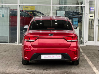 2018 Kia Rio IV, красный, 1179000 рублей, вид 4