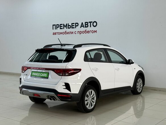 2022 Kia Rio X IV Рестайлинг, белый, 1490000 рублей - вид 5