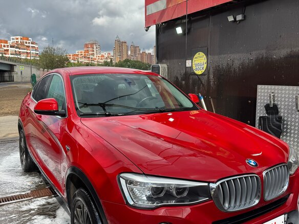 2017 BMW X4 28i I (F26), красный - вид 1