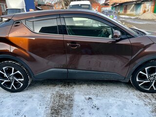 2019 Toyota C-HR I, коричневый, 1650000 рублей, вид 4