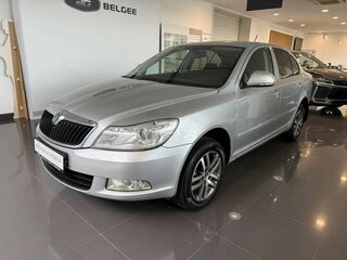 2013 Skoda Octavia II (A5) Рестайлинг, серый, 930000 рублей, вид 1