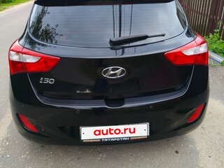 2013 Hyundai i30 II, чёрный, 899000 рублей, вид 4