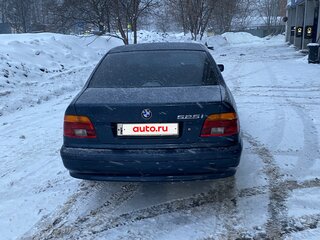 2002 BMW 5 серии 525i IV (E39) Рестайлинг, синий, 850000 рублей, вид 5