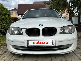 2011 BMW 1 серии 116i I (E81/E82/E87/E88) Рестайлинг, белый, 1270000 рублей, вид 1