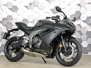 Triumph Daytona 660