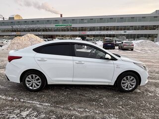 2019 Hyundai Solaris II, белый, 1200000 рублей, вид 5