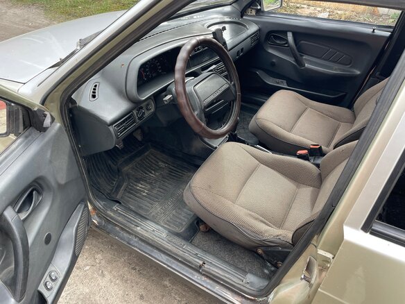 2005 Lada (ВАЗ) 2115, серебристый, 140000 рублей - вид 7