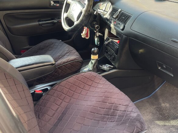 2000 Volkswagen Golf IV, белый, 187000 рублей - вид 7