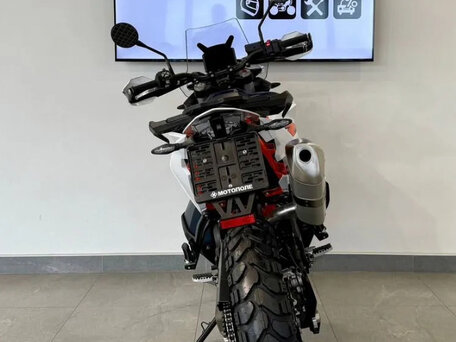 2024 KTM 890 Adventure R, белый, 1800000 рублей, вид 4