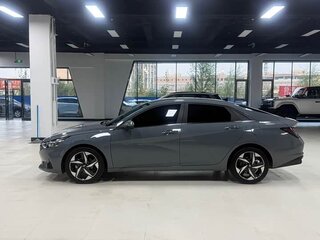 2022 Hyundai Elantra VII (CN7), серый, 1560000 рублей, вид 2