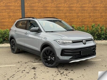 2026 Volkswagen Tharu XR, серый, 2275000 рублей, вид 2
