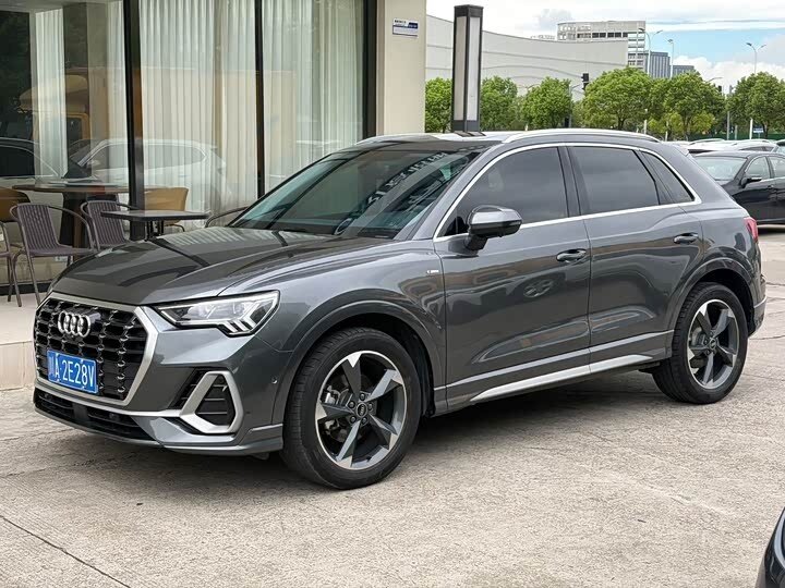 Открыть фотографии: Audi Q3 II (F3)