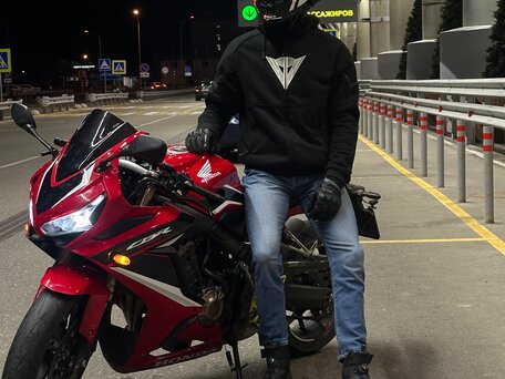 2022 Honda CBR 650R, красный, 1200000 рублей, вид 5