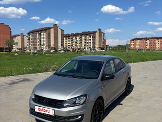 2019 Volkswagen Polo V Рестайлинг, серебристый, 950000 рублей, вид 2