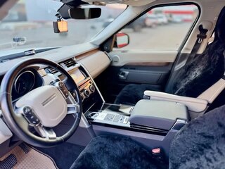 2017 Land Rover Discovery V, белый, 3500000 рублей, вид 5