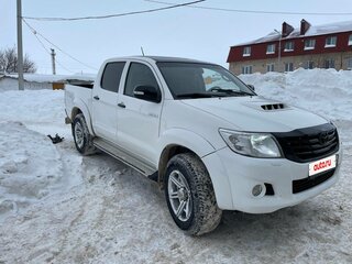 2013 Toyota Hilux VII Рестайлинг, белый, 1700000 рублей, вид 2
