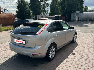 2008 Ford Focus II Рестайлинг, серебристый, 440000 рублей, вид 4