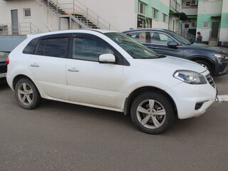 2013 Renault Koleos I Рестайлинг, белый, 860000 рублей, вид 3