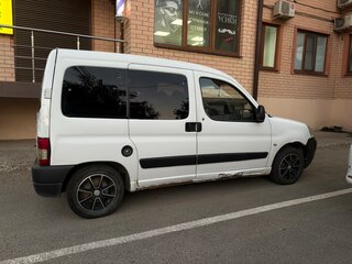 2011 Peugeot Partner I Рестайлинг, белый, 400000 рублей, вид 4