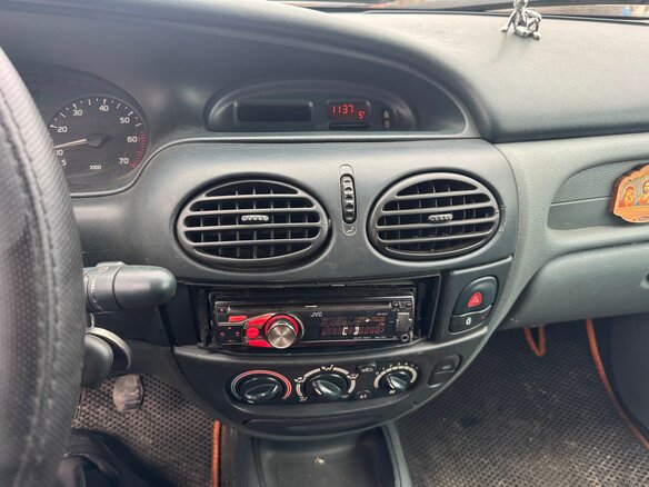 1998 Renault Megane I, красный, 120000 рублей - вид 14