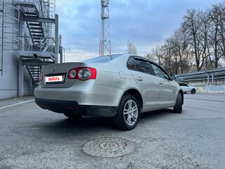 2008 Volkswagen Jetta V, бежевый, 640000 рублей, вид 4