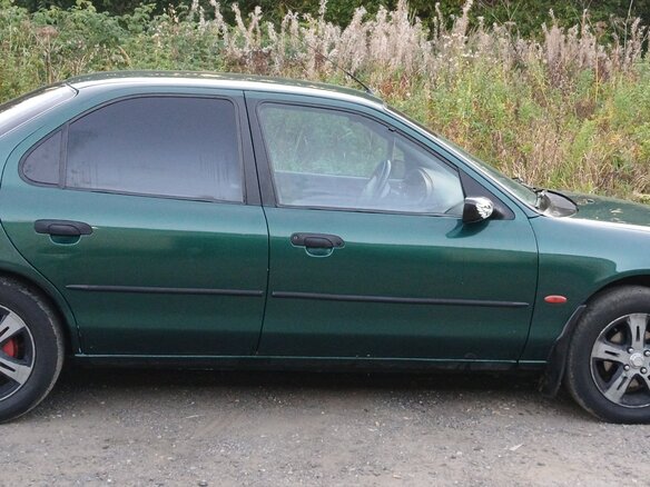 1996 Ford Mondeo II, зелёный - вид 3