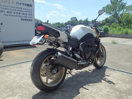 2013 Yamaha FZ8, белый, 650000 рублей, вид 3