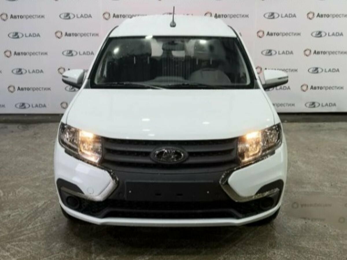 Открыть фотографии: Lada (ВАЗ) Largus I Рестайлинг