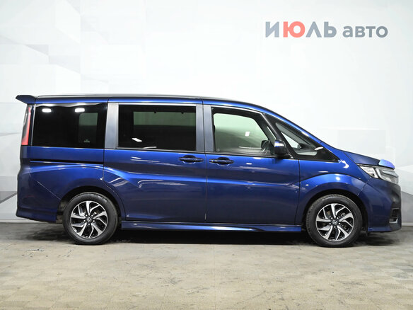 2018 Honda Stepwgn Spada V Рестайлинг, синий, 2400000 рублей - вид 8